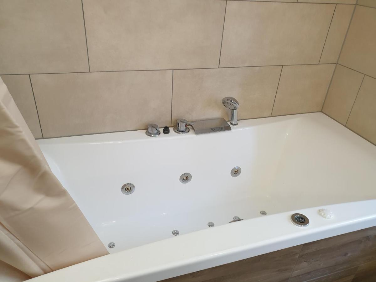 Mornag Ag Ferien Wohnung ويسن المظهر الخارجي الصورة